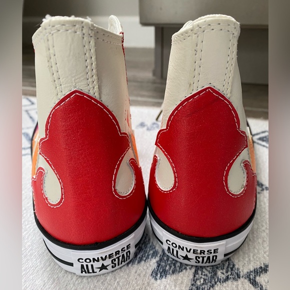 NWOT Converse Women’s Chuck Taylor All Star  High Top Egret Habanero Red/Orange - Picture 8 of 10